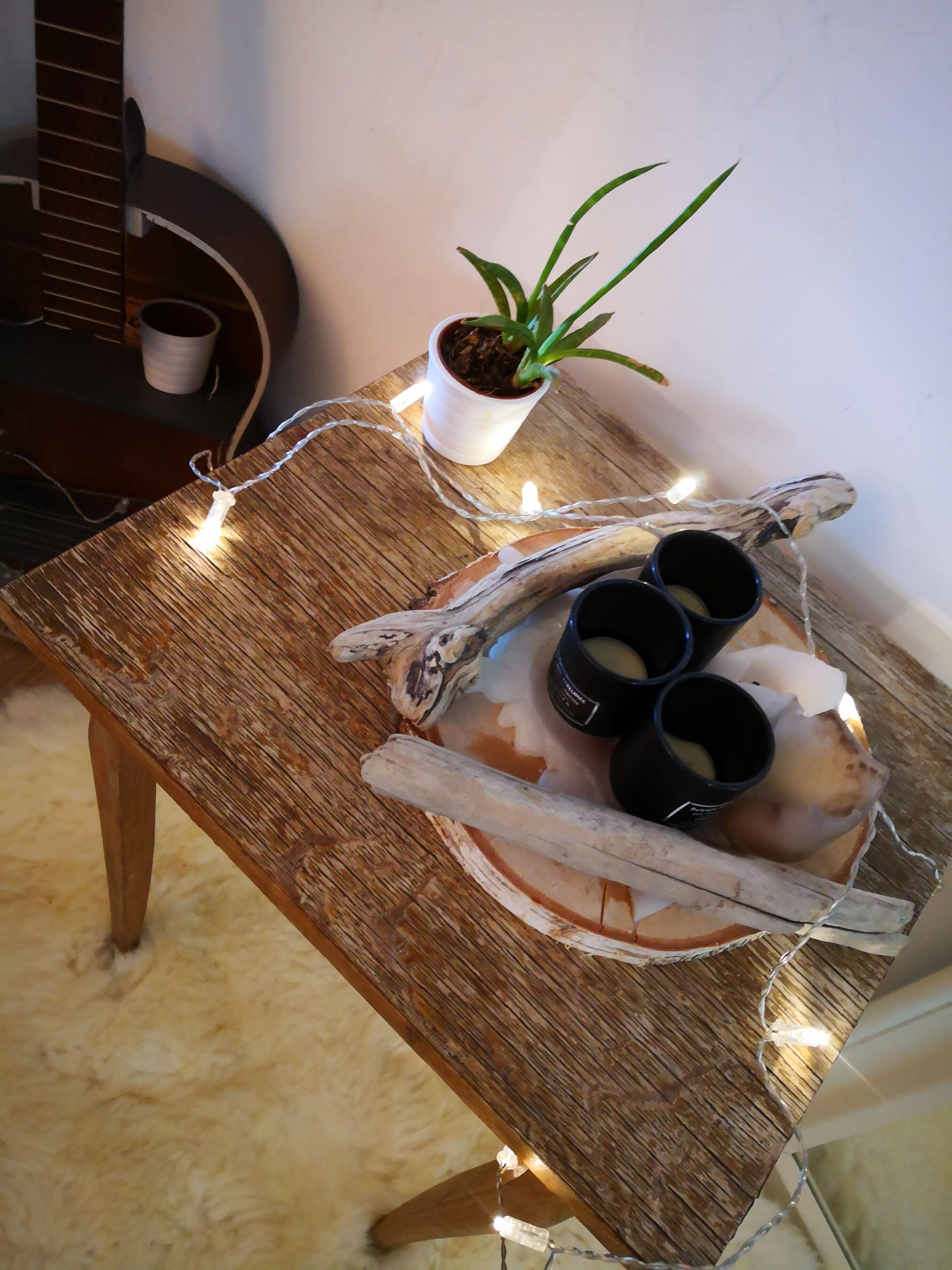 Side table / shabby chic sofa tip