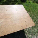 Firm table spindles feet 128cm