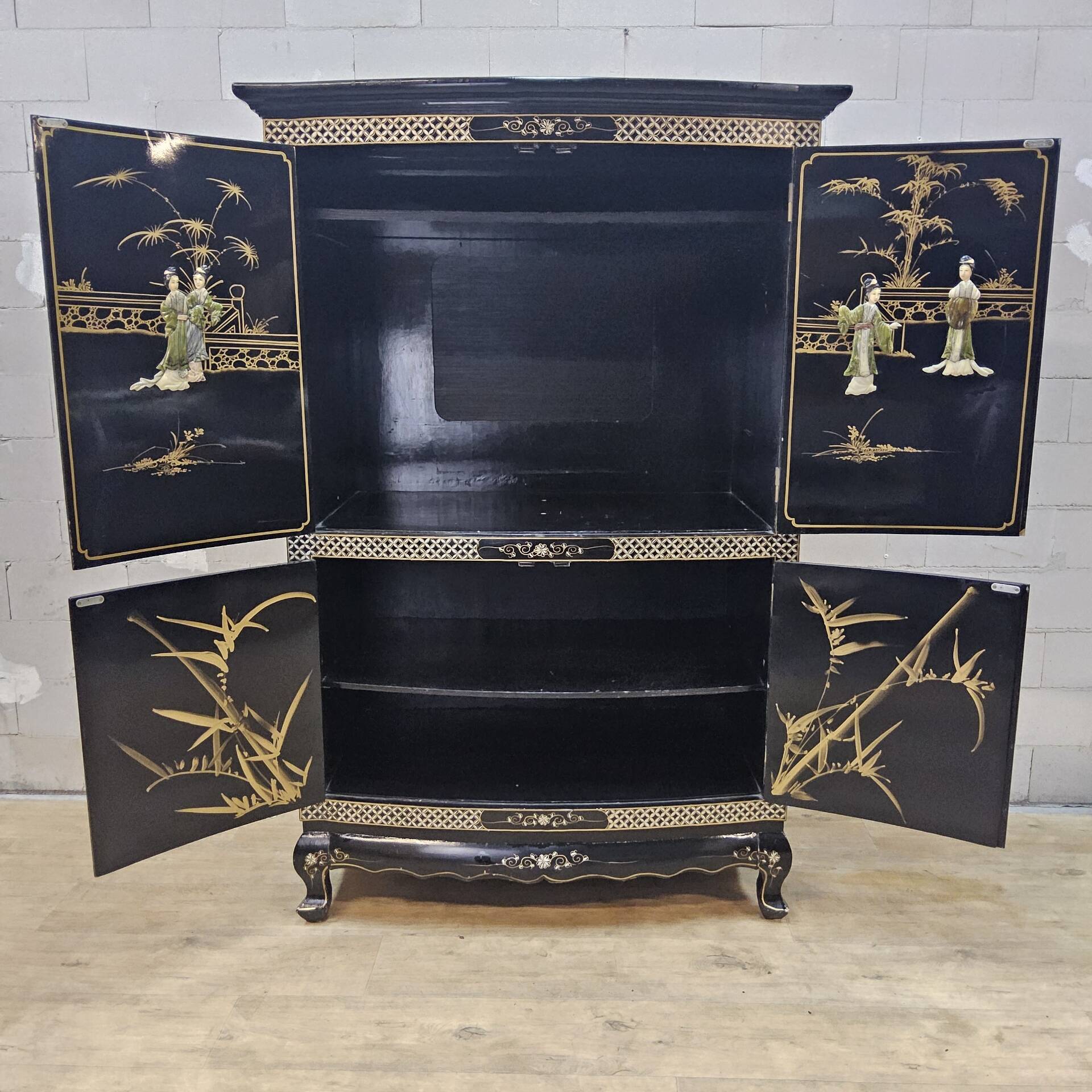Vintage Chinese black lacquer cabinet soapstone, mother-of-pearl bohemia