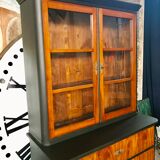 Louis Philippe's showcase