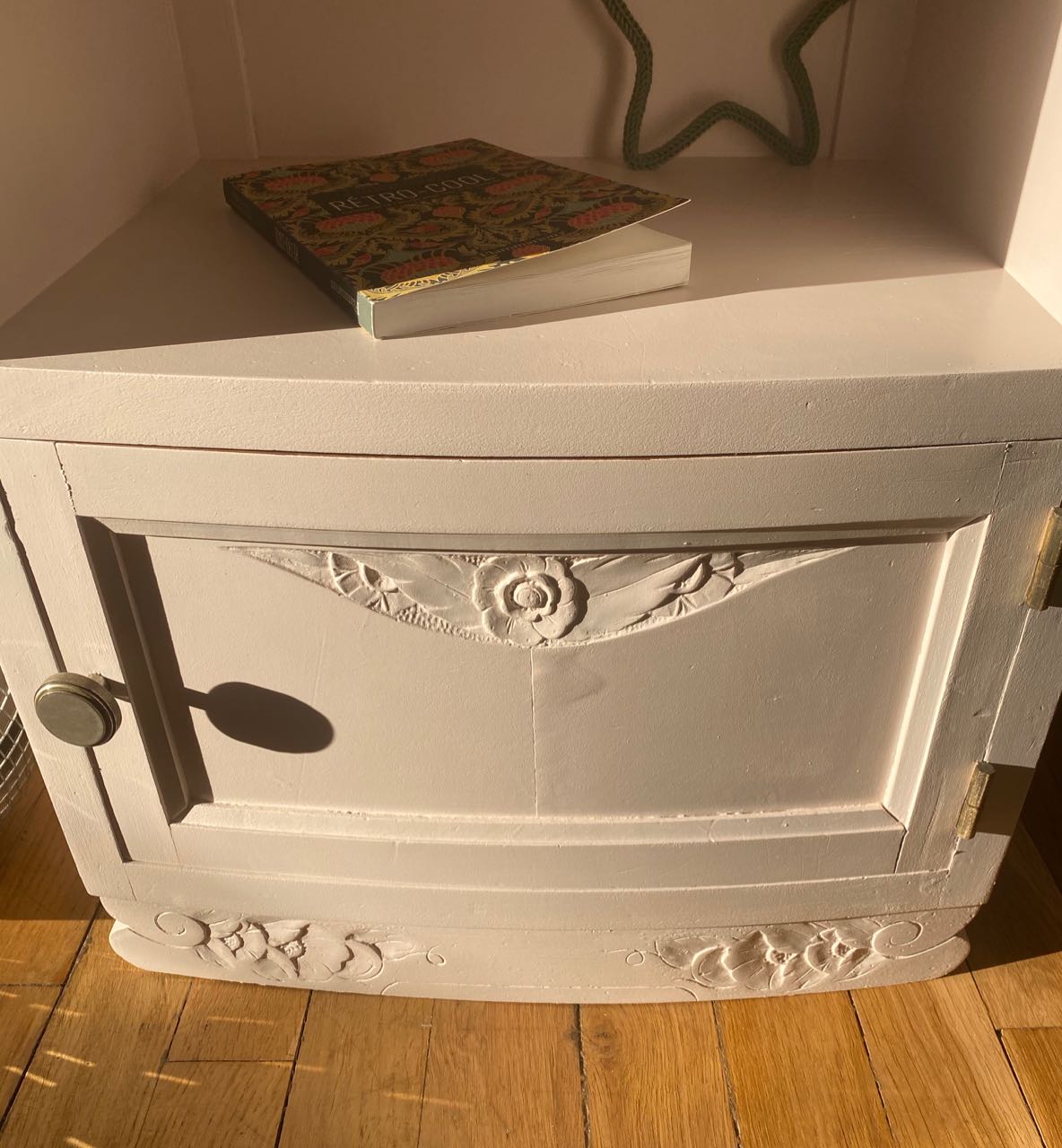 Art deco bedside