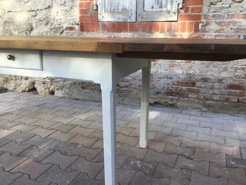 Farmhouse table