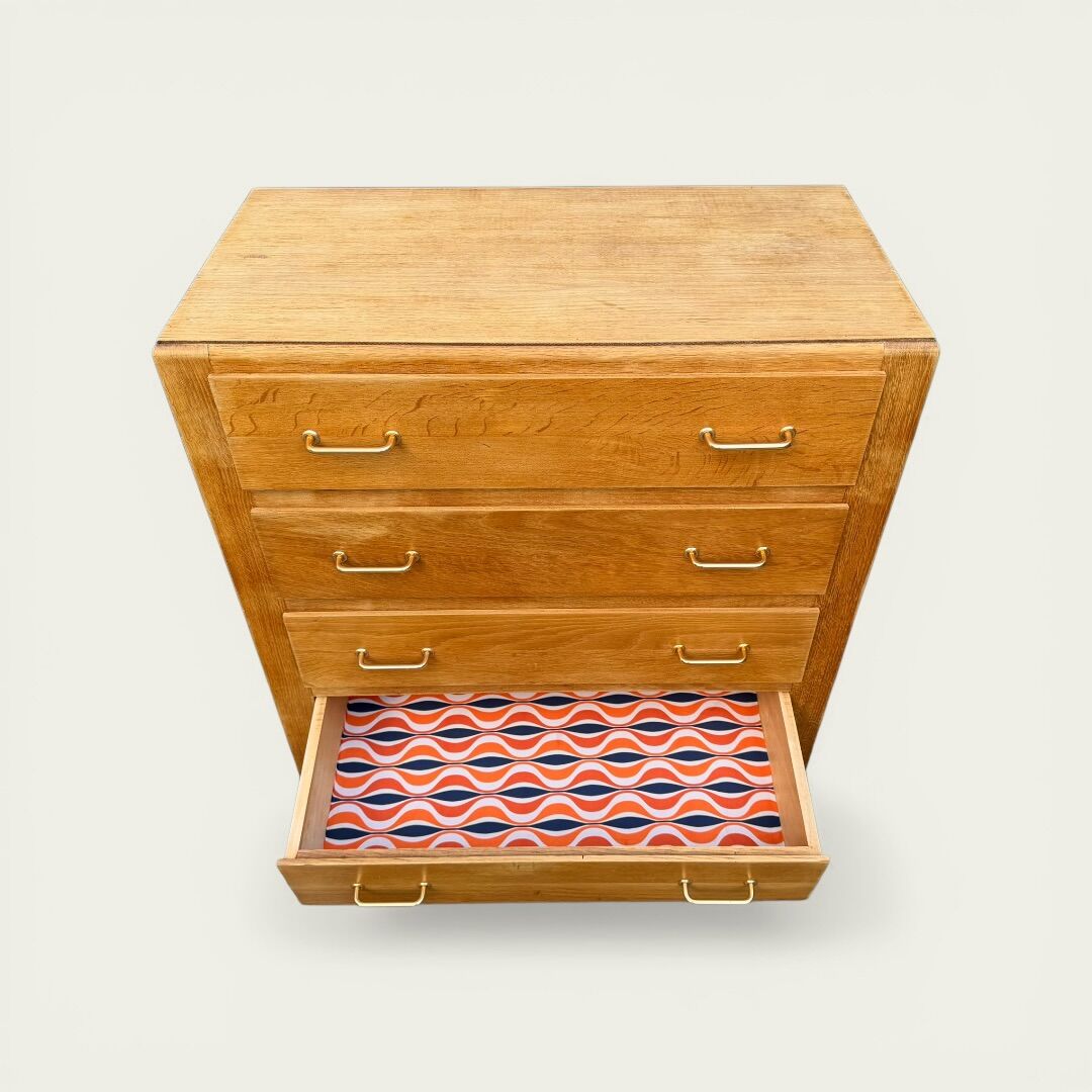Vintage chest of drawers with tapered legs, solid raw oak, 1960.