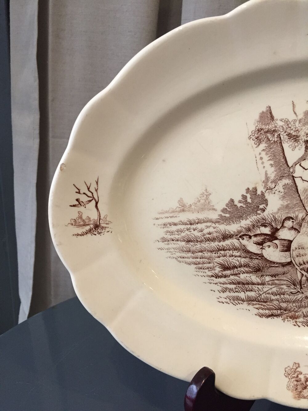 OVAL SERVING DISH IN TER DE FER MODEL BURGUNDY LONGCHAMP DECOR HUNTING