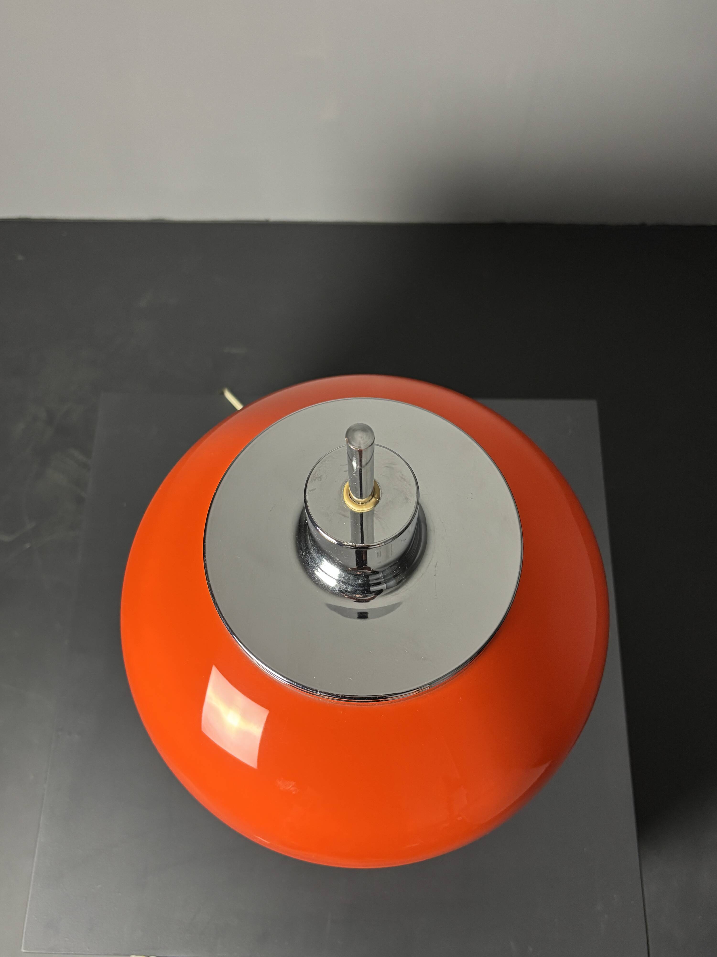 Midcentury "Faro" space age table lamp by Luigi Massoni for Guzzini, 1970s