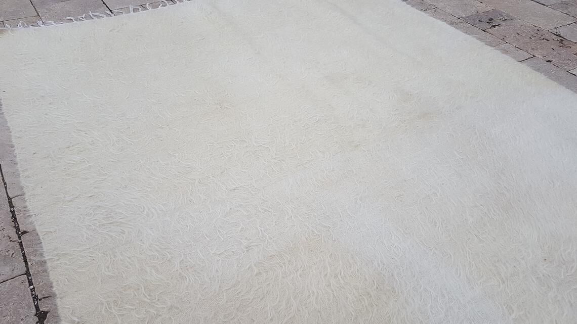 Kilim white carpet 130 x 180 cm