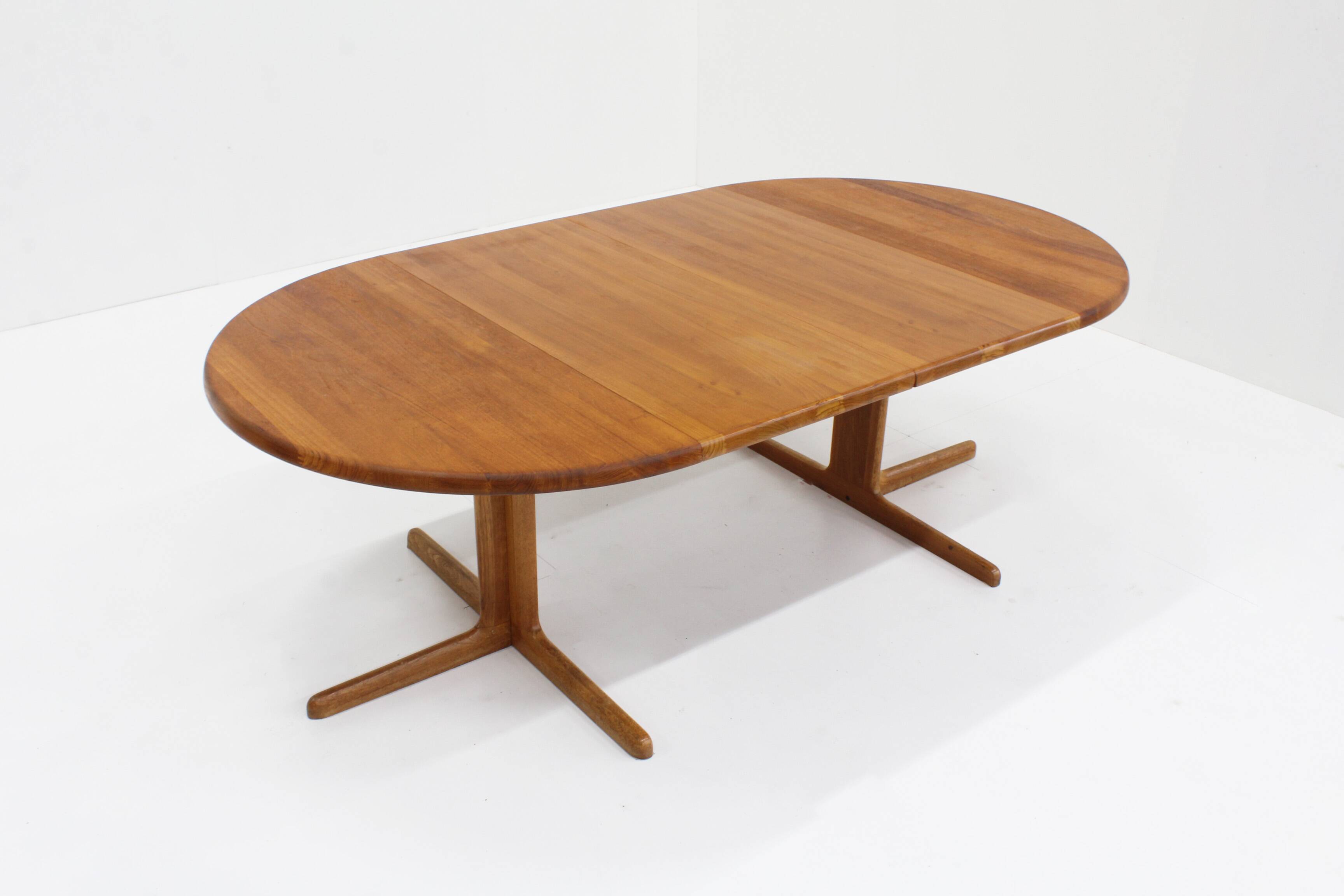 Table à manger ronde extensible vintage danoise en teck