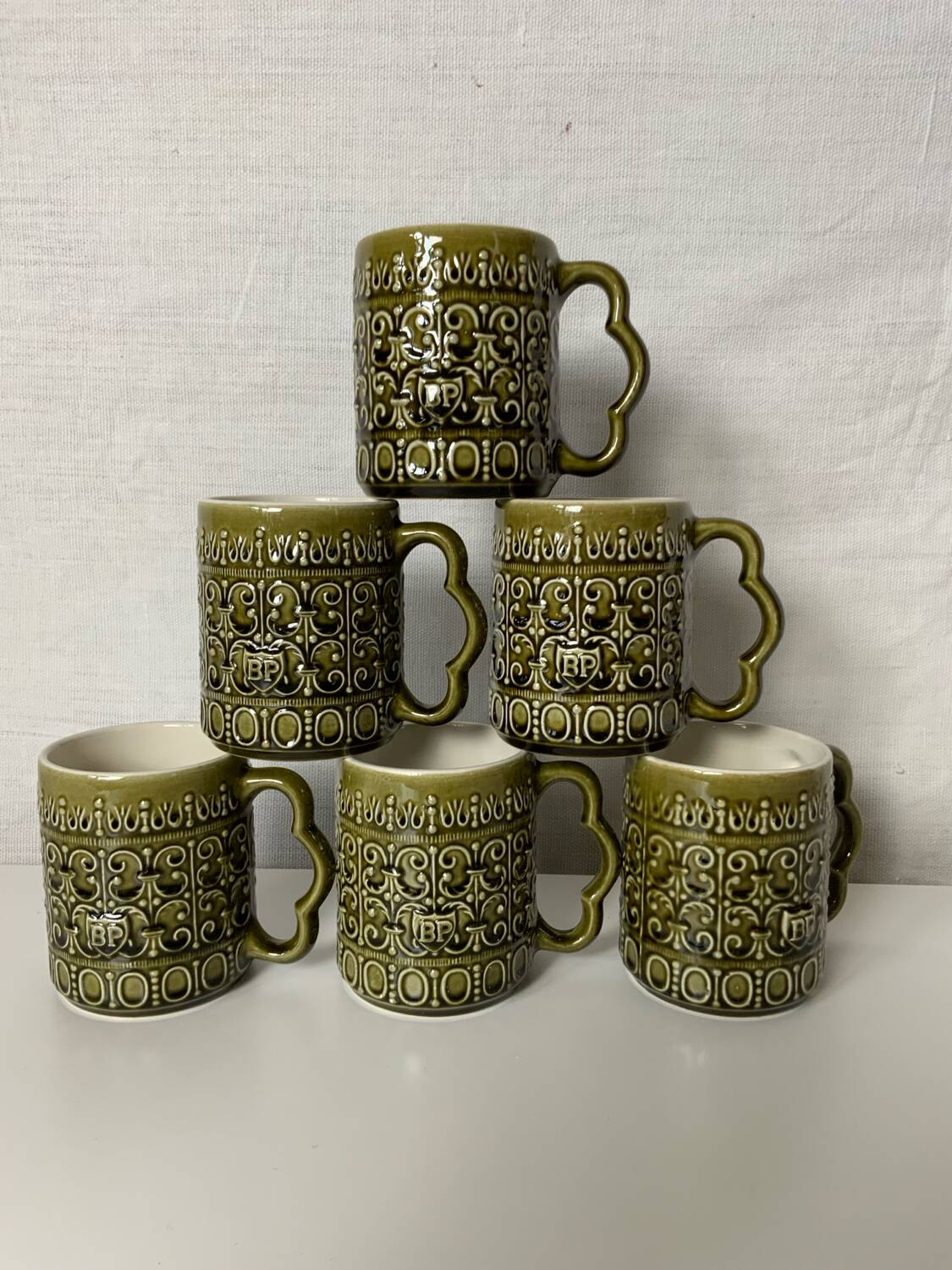 6 mugs 70'