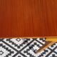Table vintage en bois avec pieds compas