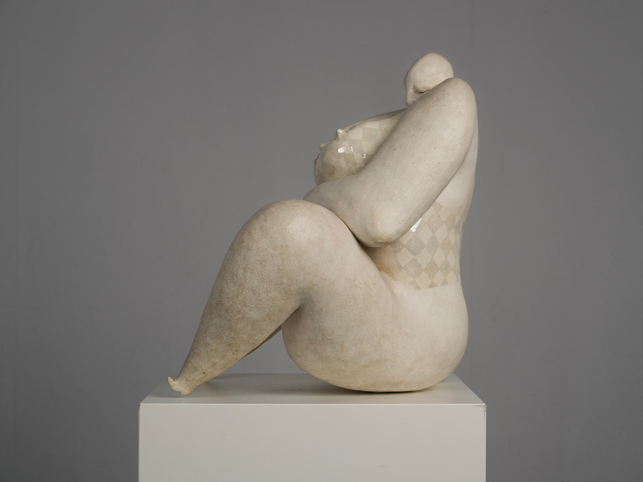 "Courage" expressive ceramic female sculpture by Evelyn van Baarda, Netherlands, 1981