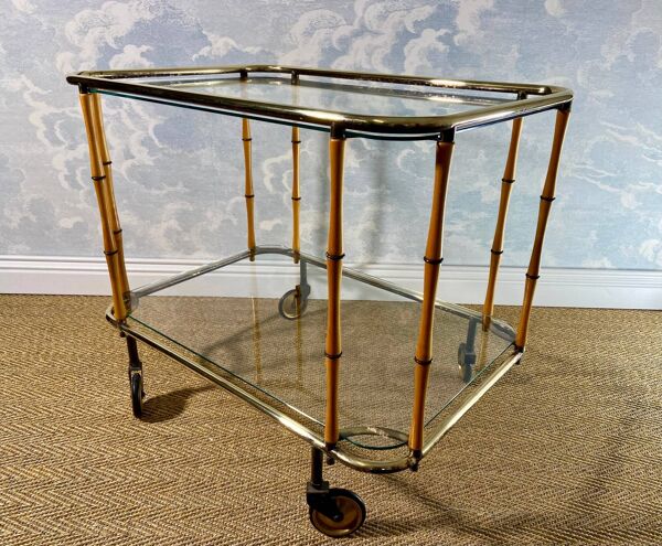 Chariot de bar à cocktails en bambou attribué à Maison Jansen, vintage années 60 boho midcentury