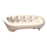 Canapé blanc Ligne Roset modèle Ploum