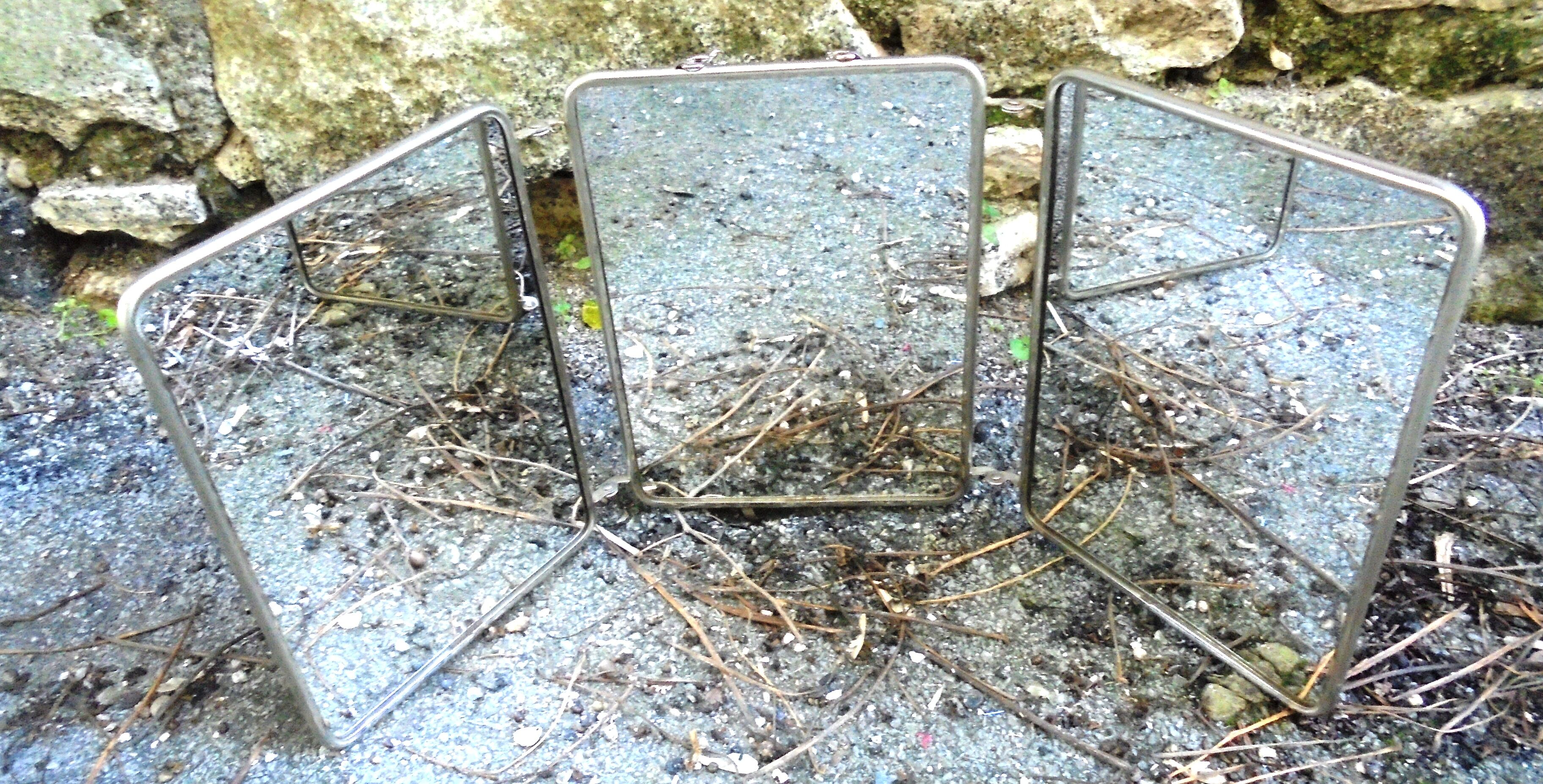 Triptych barber mirror