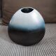 Vase vintage très original signé Mb