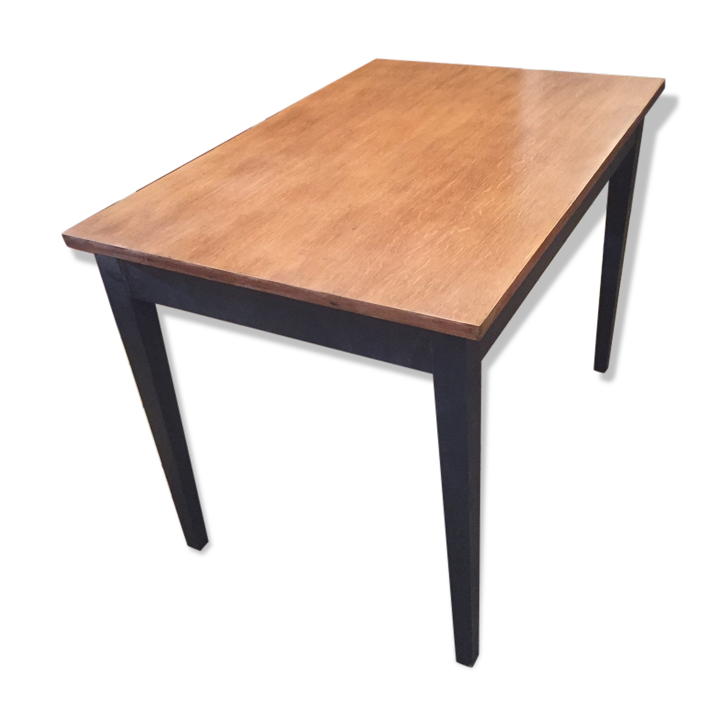 Kitchen or dining room table