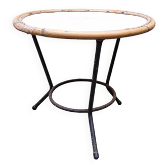 Table basse ronde en rotin et métal