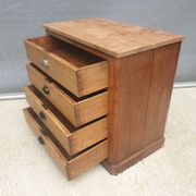 Petite commode Chêne Orme Acajou début XXème