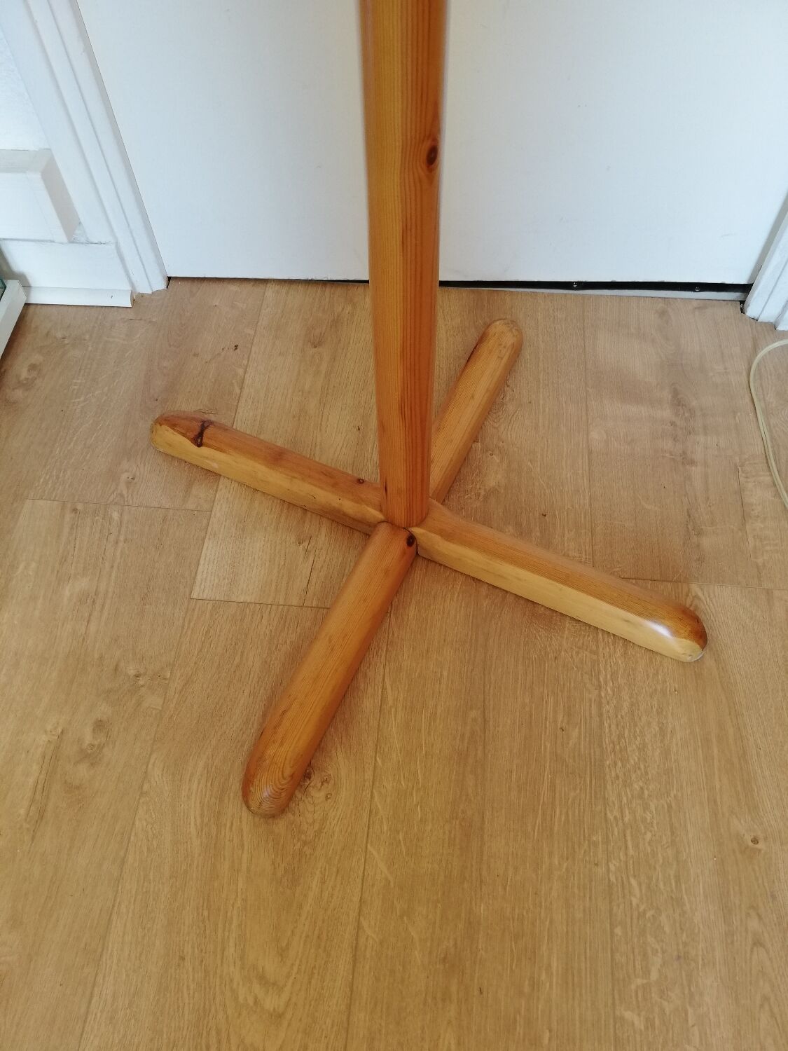 Swedish coat rack in solid pine circa 1970