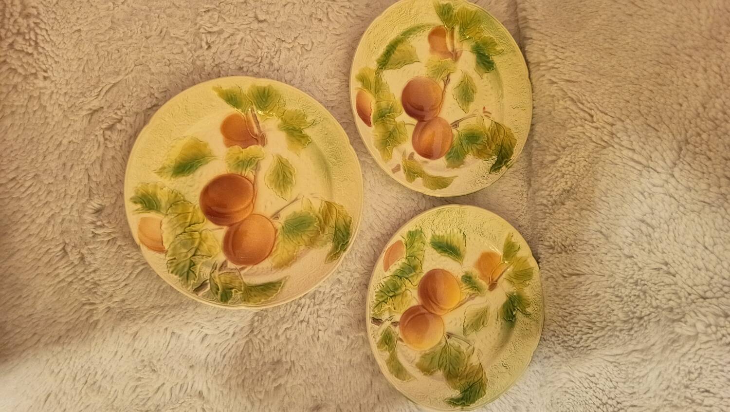 5 St Clément barbotine plates