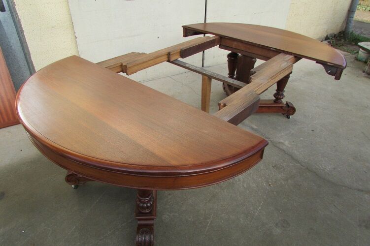 Mahogany table, 1890/1900