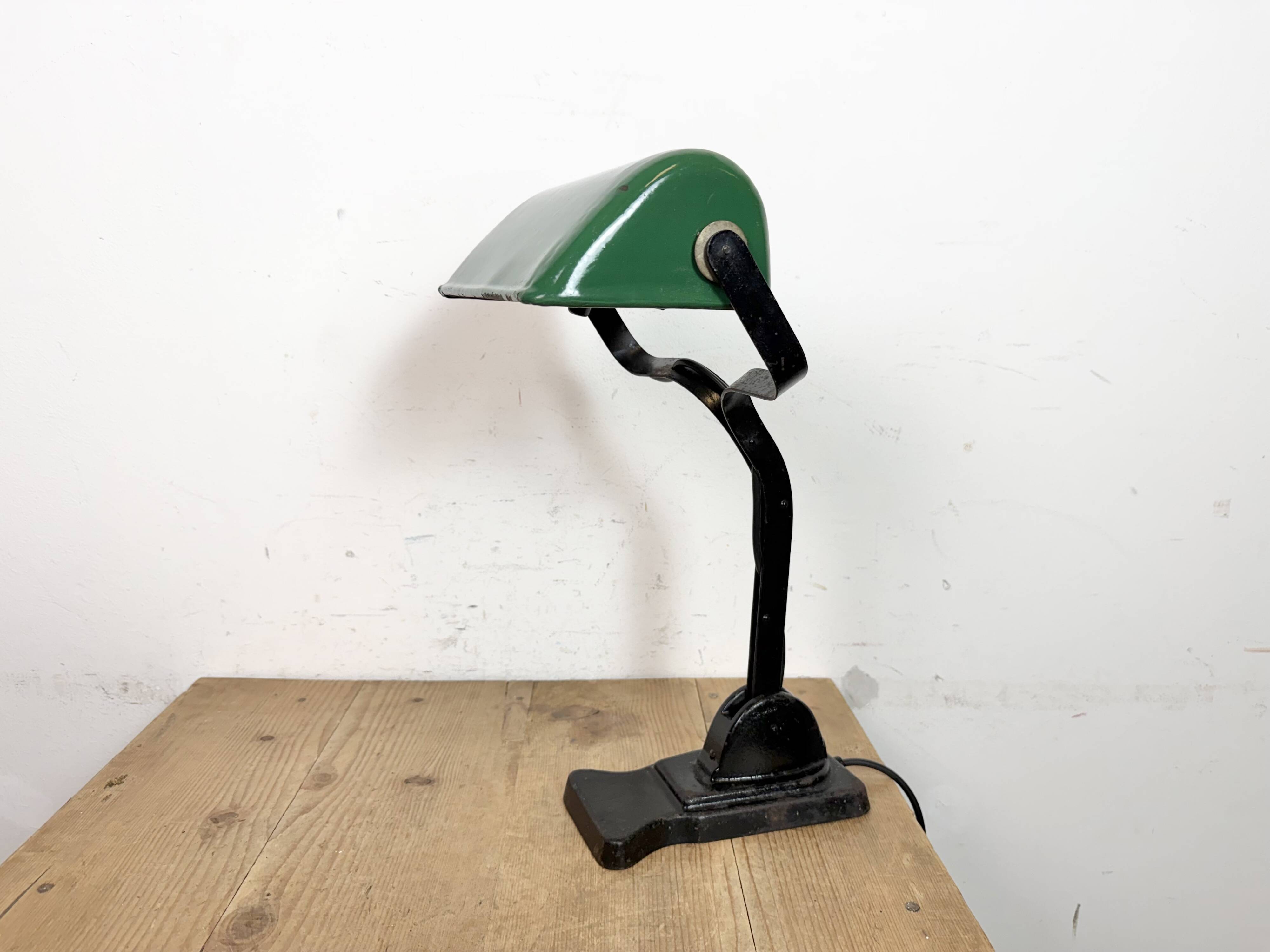 Vintage Green Enamel Bank Lamp, 1930s