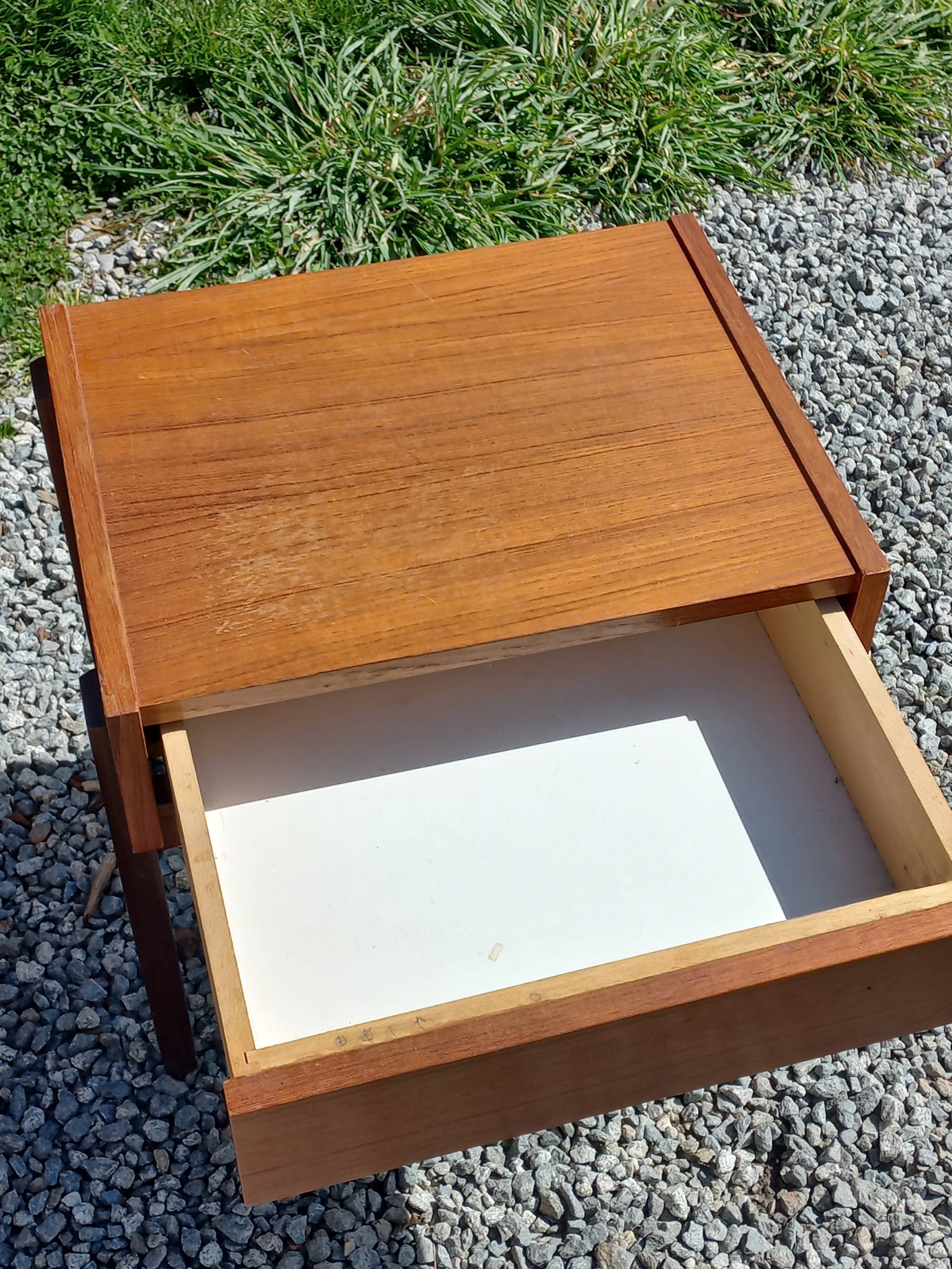 Pair of Scandinavian-style teak bedside tables from the 1970s.