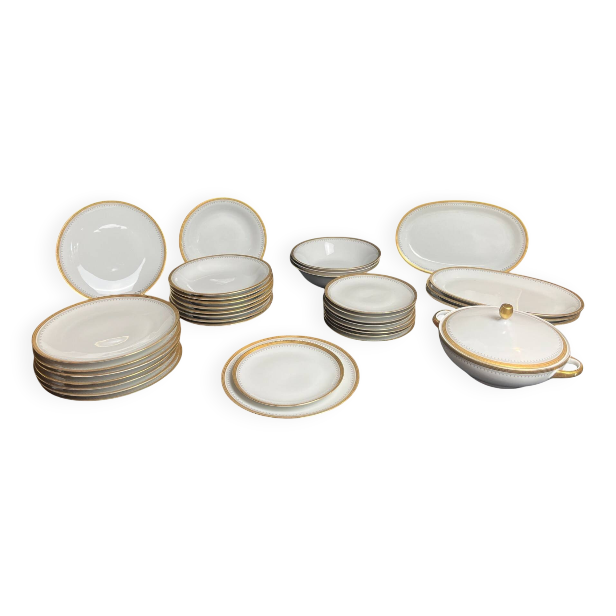 Tableware, 25-piece service, white porcelain and fine gold Winterling