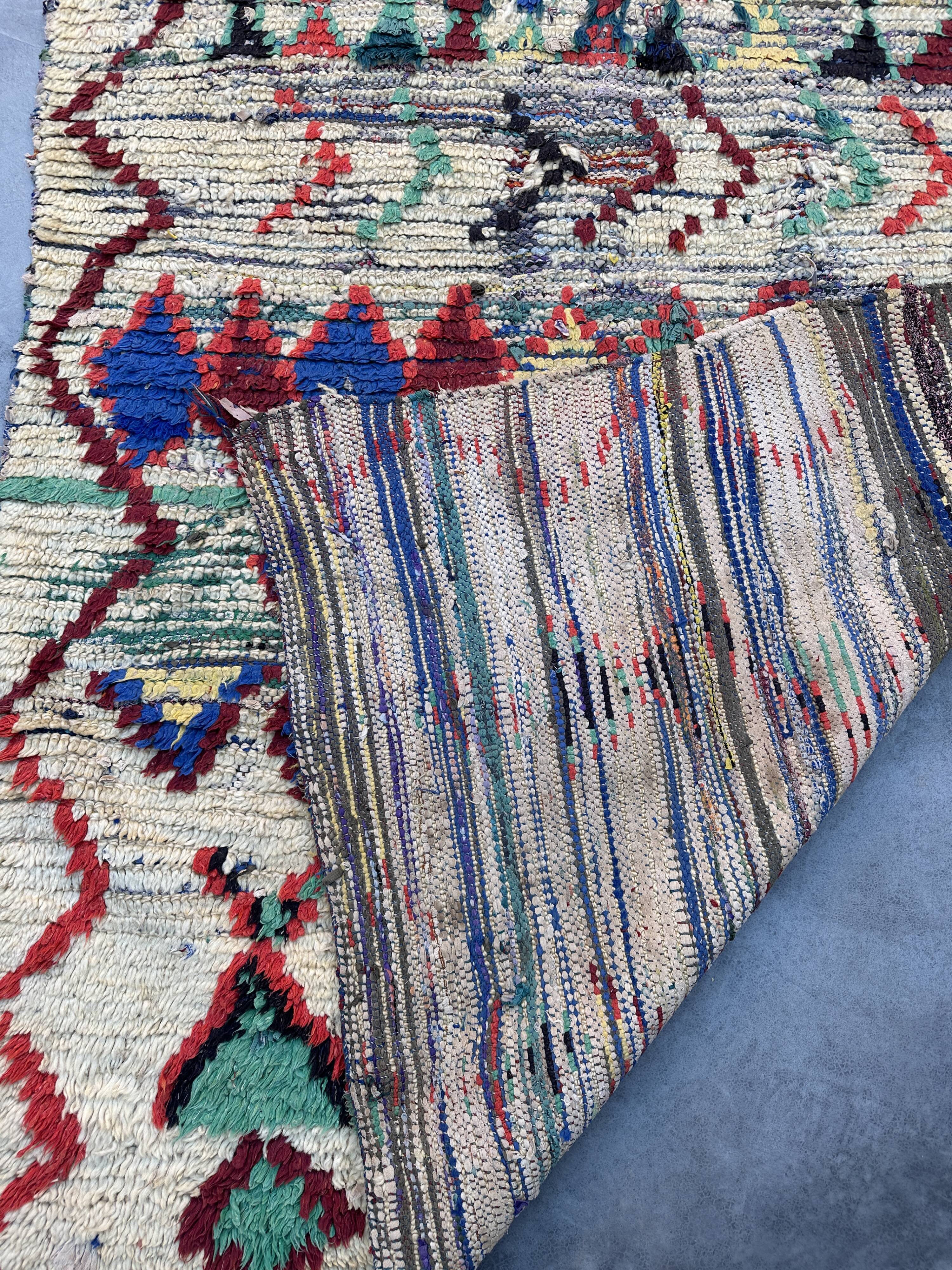 Moroccan rug 128x193cm