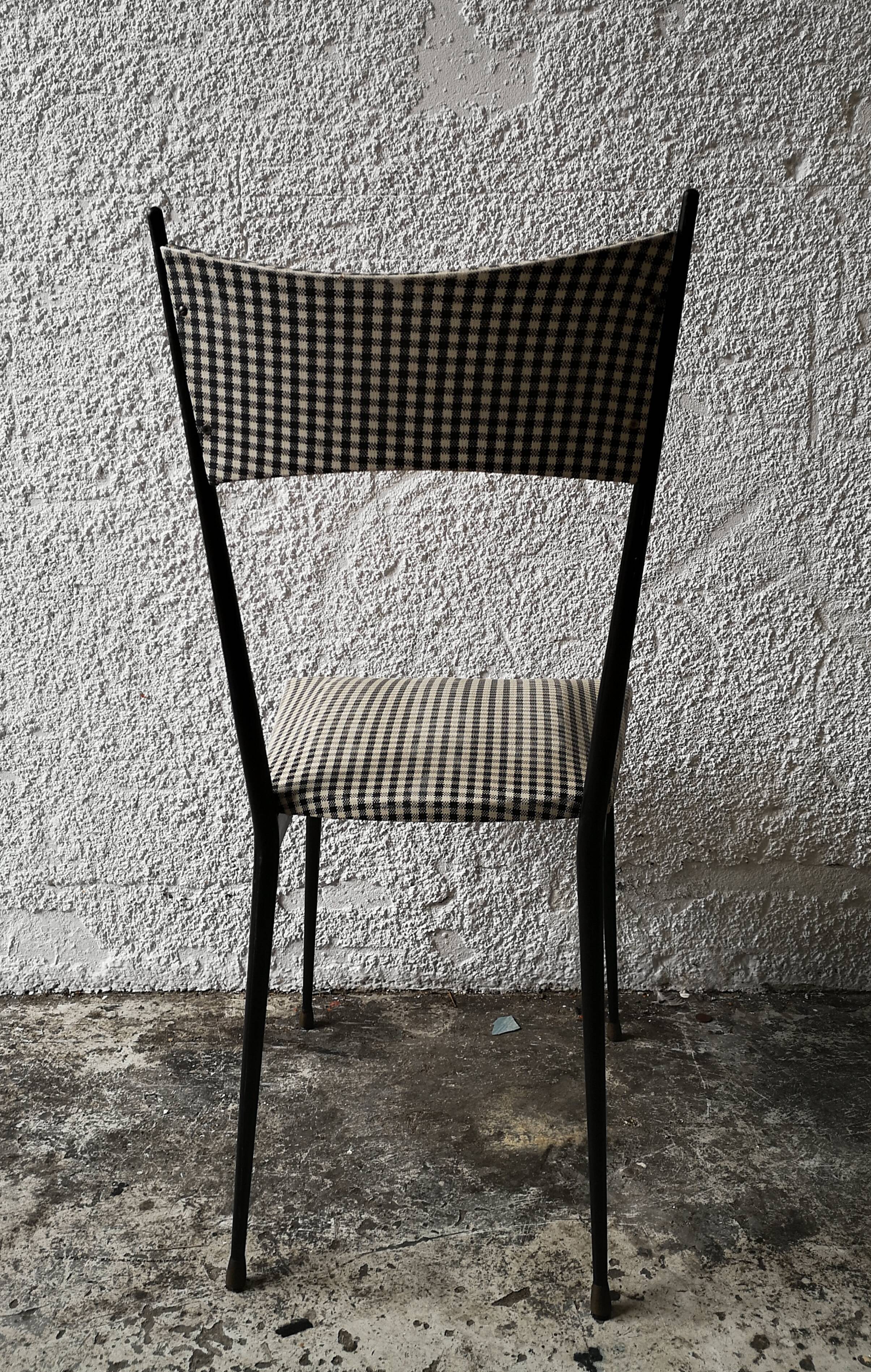 Suite de six chaises colette gueden
