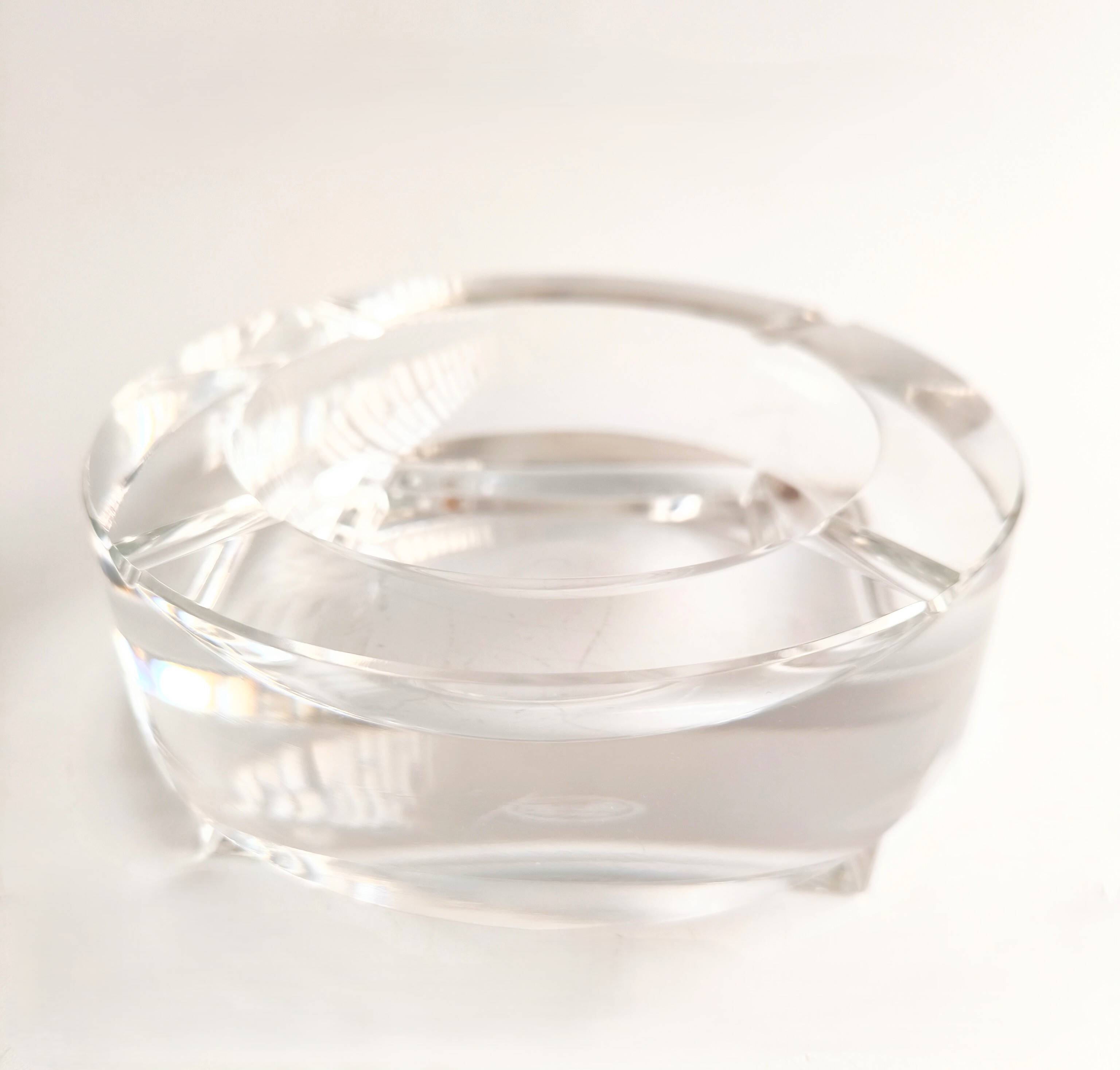 Monumental Czech Moser ashtray made of hand-cut crystal.