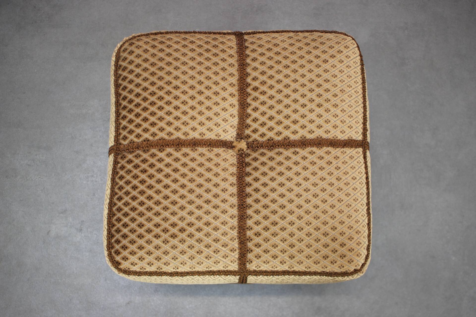 Jindřich Halabala stool in Art Deco velvet, Czechoslovakia, 1930s.