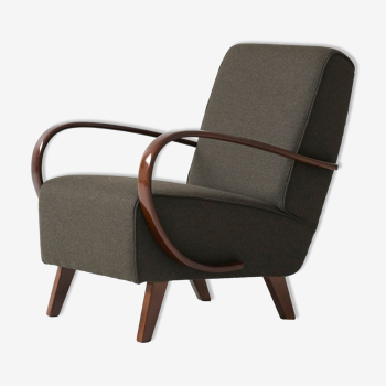 Jindrich Halabala h-410 armchair, 30's