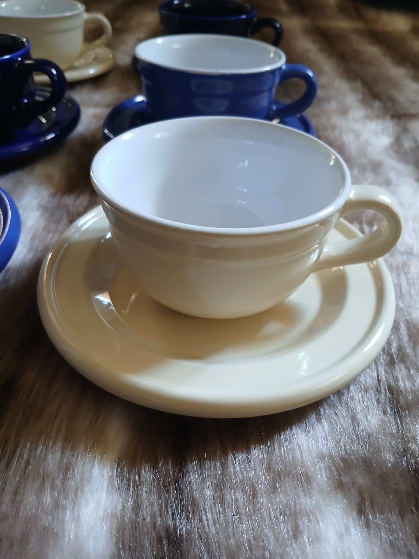 6 antique Émile Henry cups
