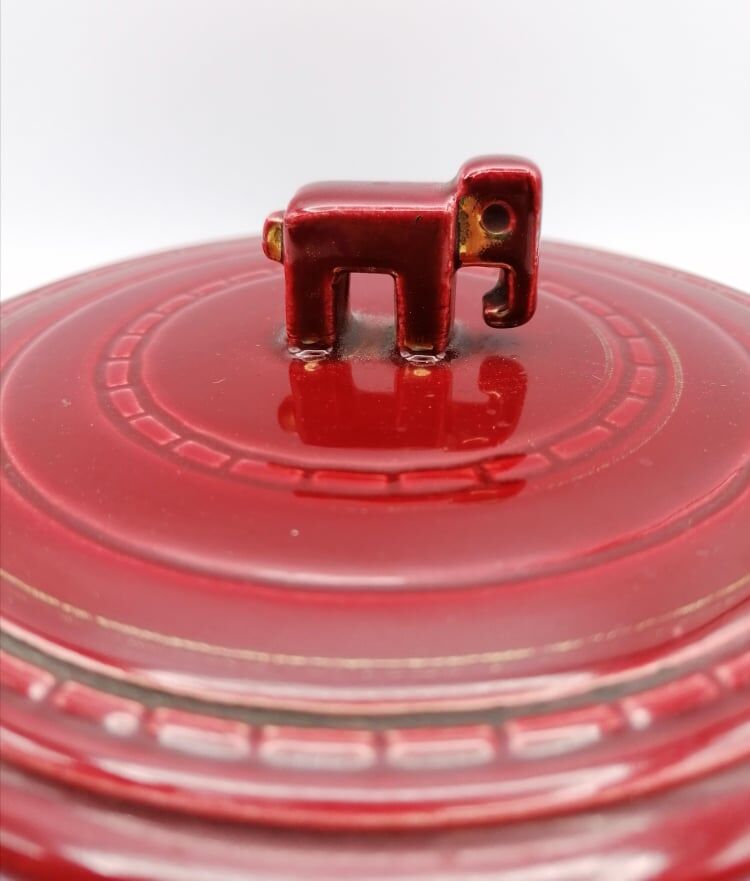 Elephant red ceramic box