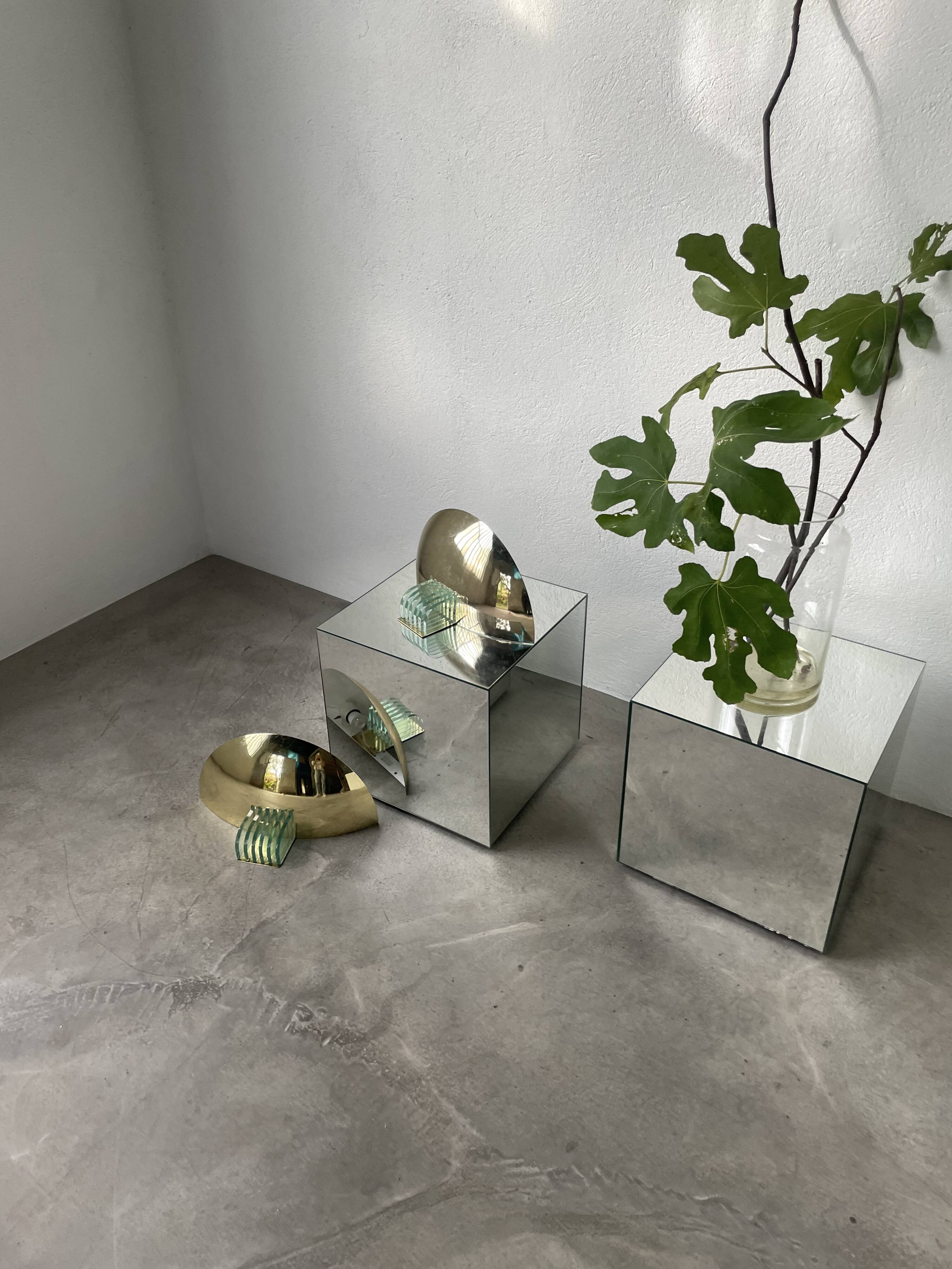 Pair of brass and art deco glass wall lights SCE