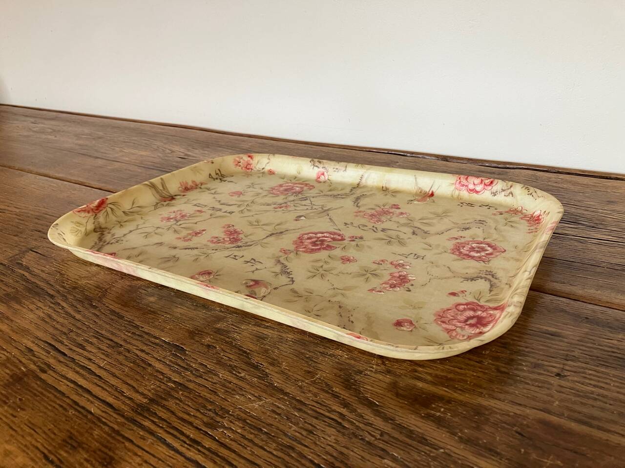 Plateau vintage en fibre de verre