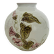 Vase boule décor floral signé
