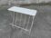 Porte revue vintage en metal perfore