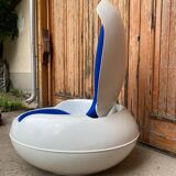White plastic Garden Egg chair with blue cushions — Peter Ghyczy 1968