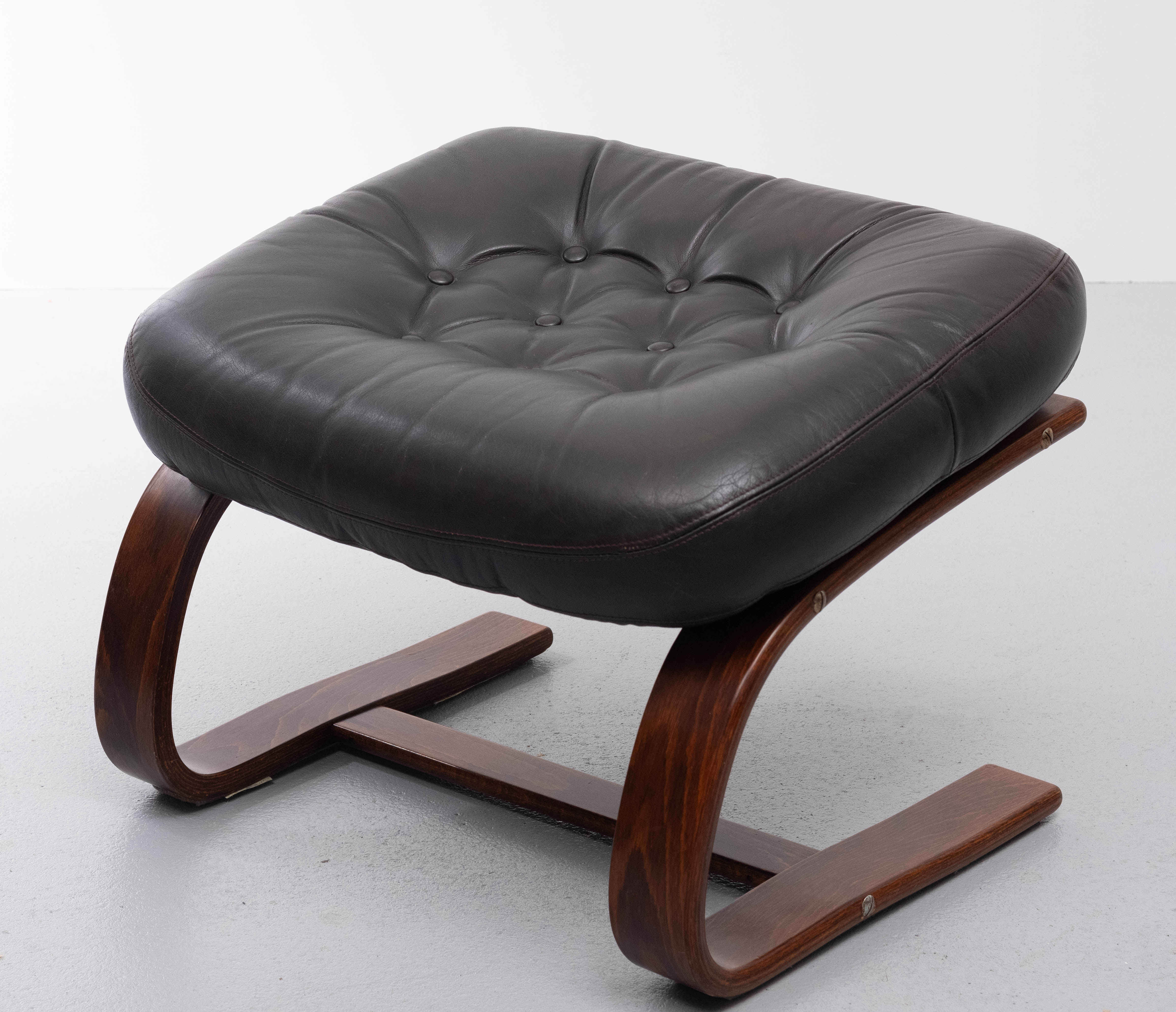 Kengu Leather Ottoman Rykken Norway 1960s