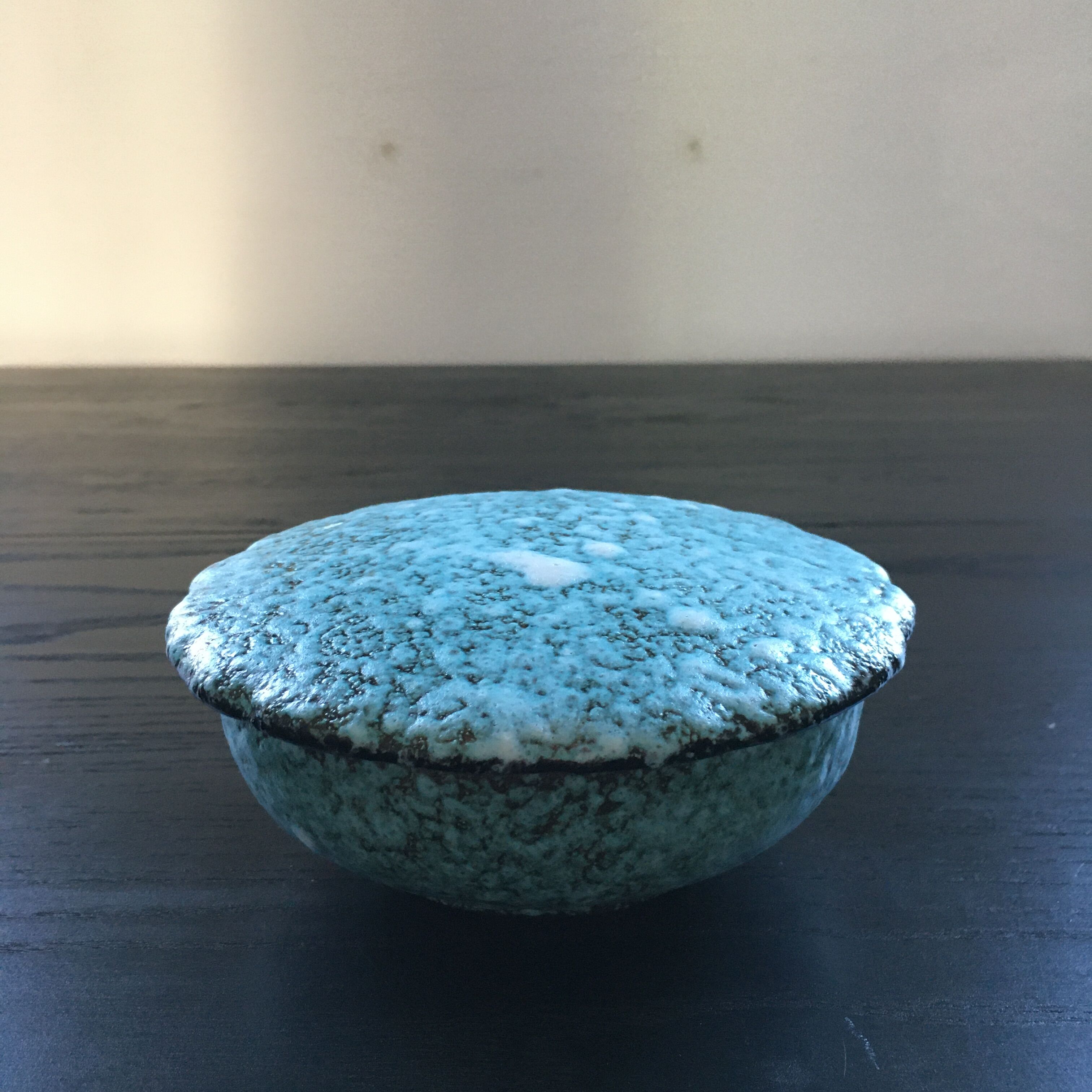 Boîte bleue écume de mer