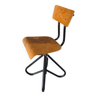 Vintage wooden and metal swivel workshop chair - Restoration project
