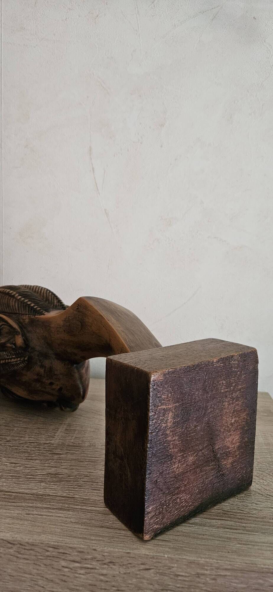Bust of an African woman in precious wood