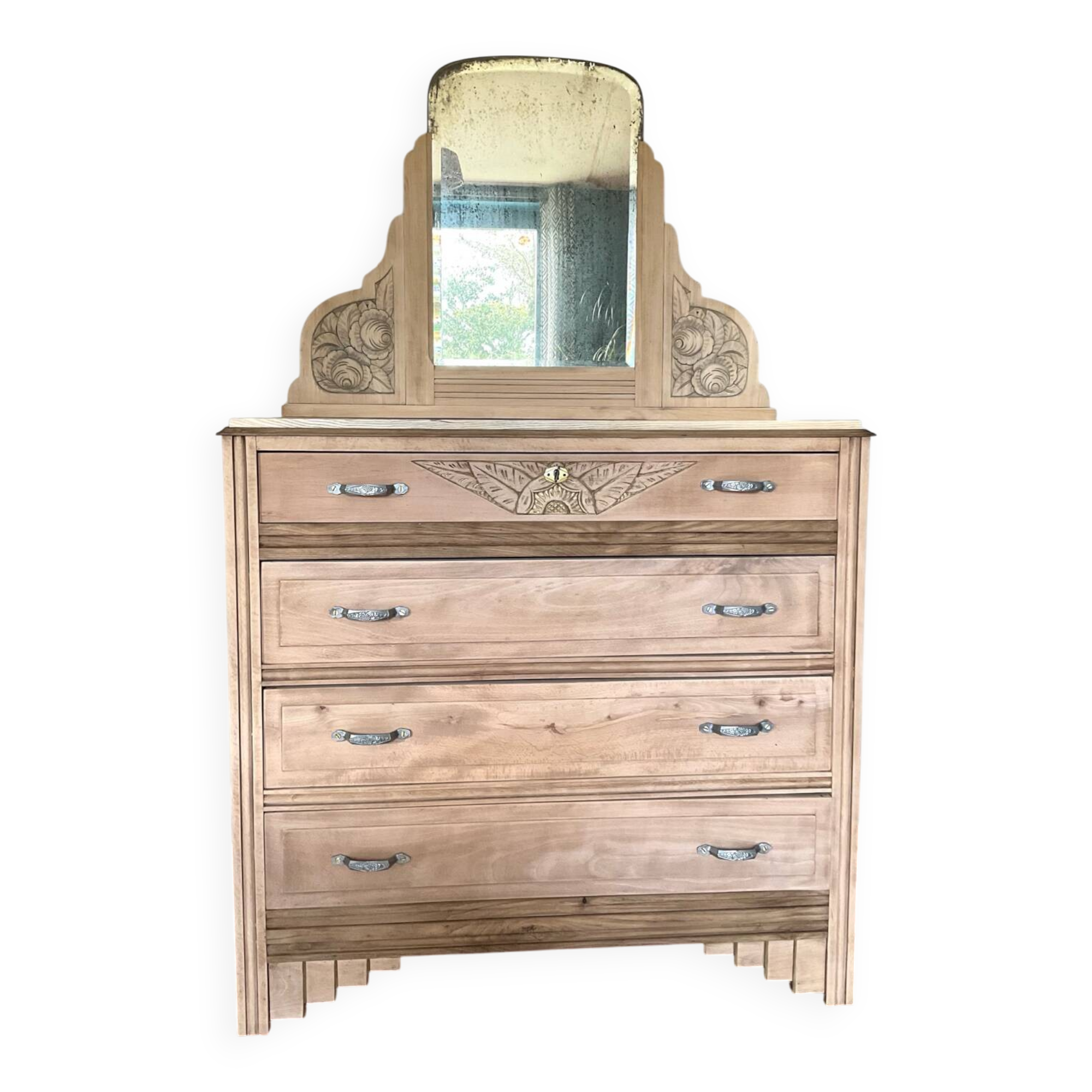 Art Deco dresser and chest of drawers.