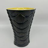 Vase des années 50 noir et jaune