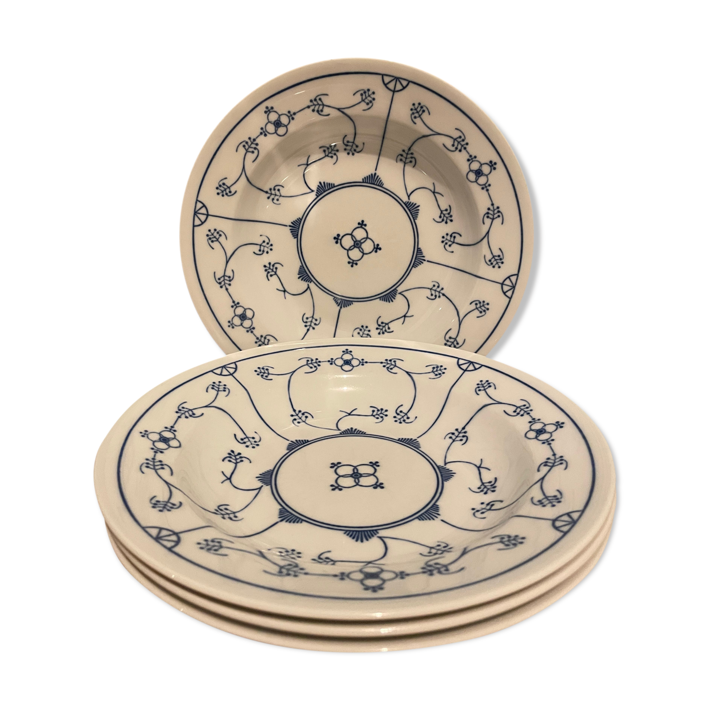 Set of 4 hollow Jäger plates in Blau Saks porcelain