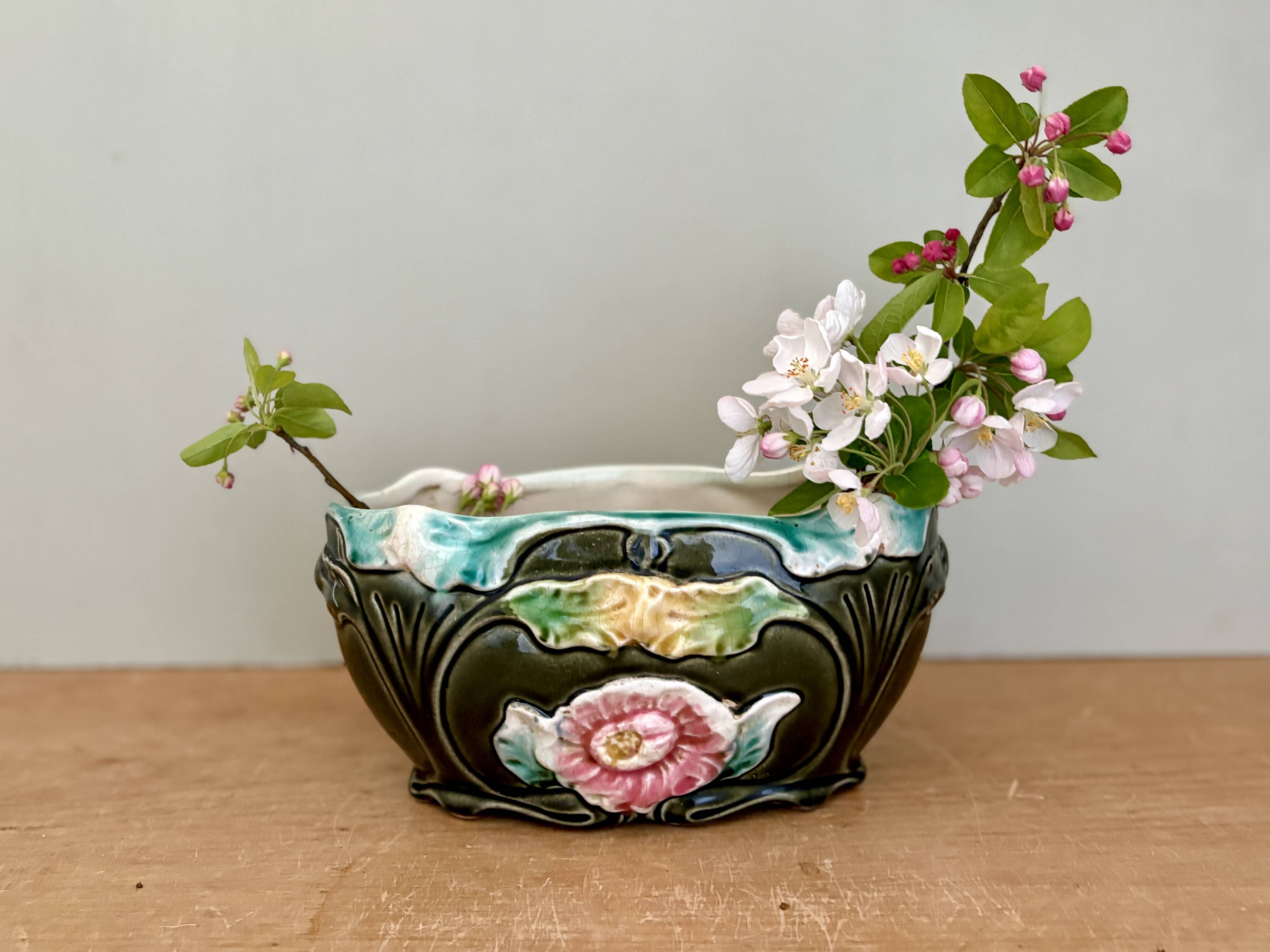 Vintage slip planter