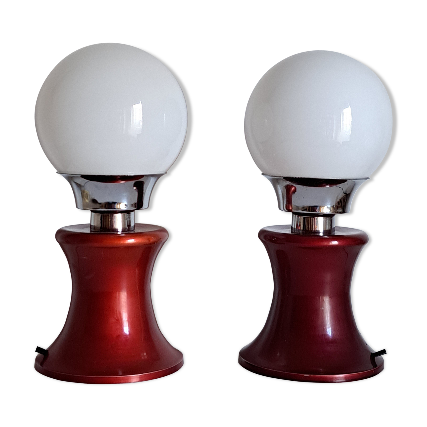 Pair of vintage bedside lamps