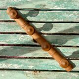 Coat rack with 4 hooks