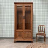 Large pharmacy display case (renovated)